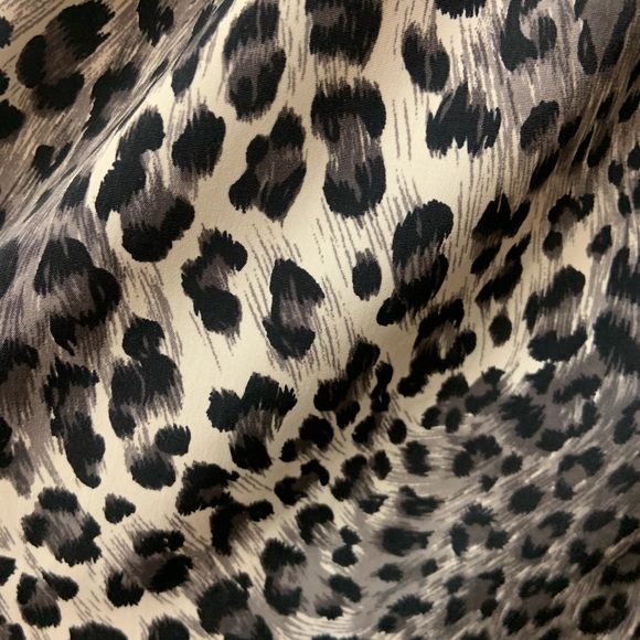 Leopard print hi-lo dress - Picture 3 of 3